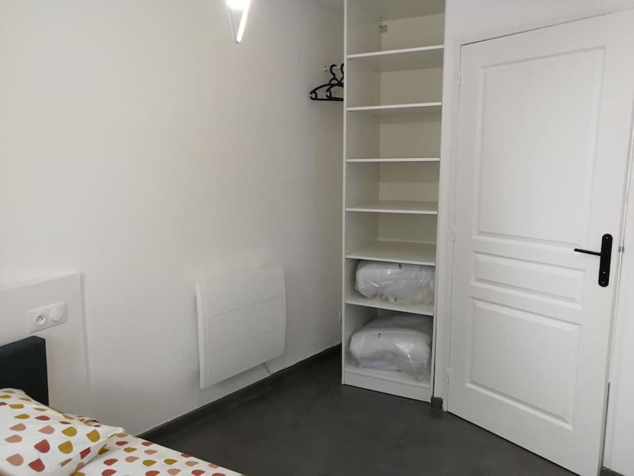 Villa Au Calme Avec Exterieur Et Parking Gratuit Aux Portes D'Aix Et Marseille Emplacement Ideal 外观 照片