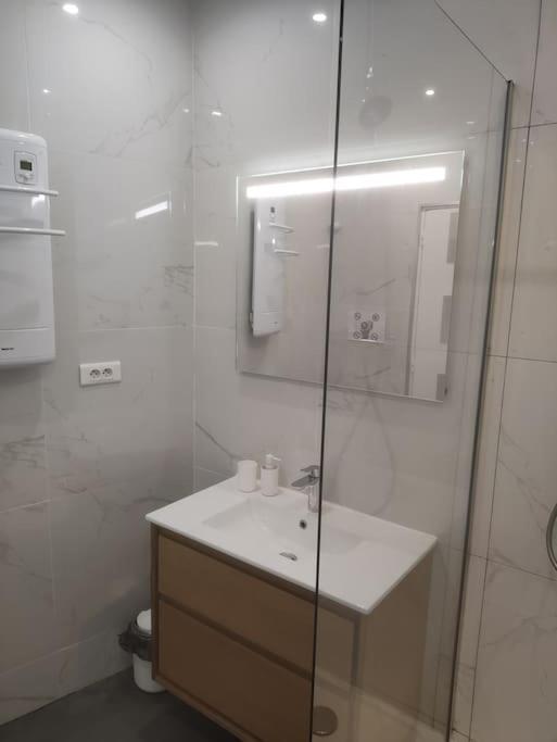 Villa Au Calme Avec Exterieur Et Parking Gratuit Aux Portes D'Aix Et Marseille Emplacement Ideal 外观 照片