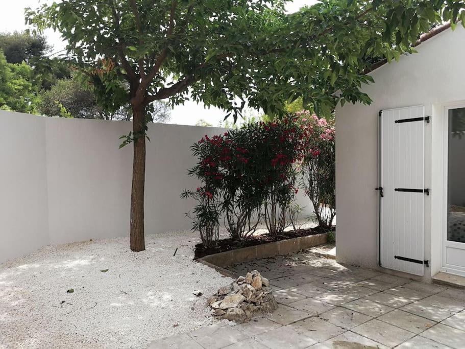 Villa Au Calme Avec Exterieur Et Parking Gratuit Aux Portes D'Aix Et Marseille Emplacement Ideal 外观 照片